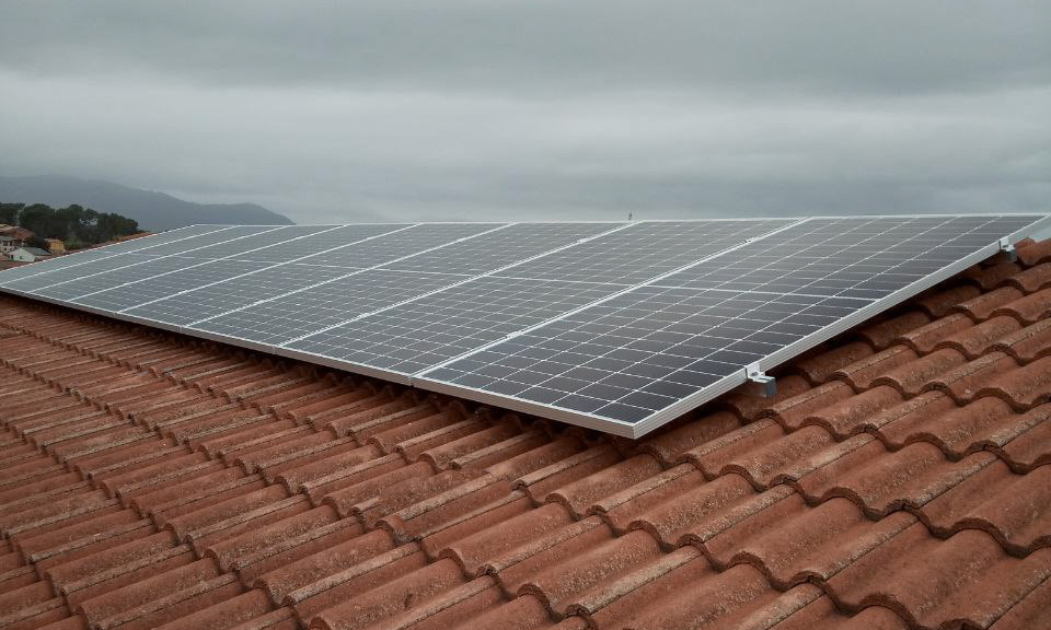 Instalación fotovoltaica en Lliçà d’Amunt de 3,6 kW